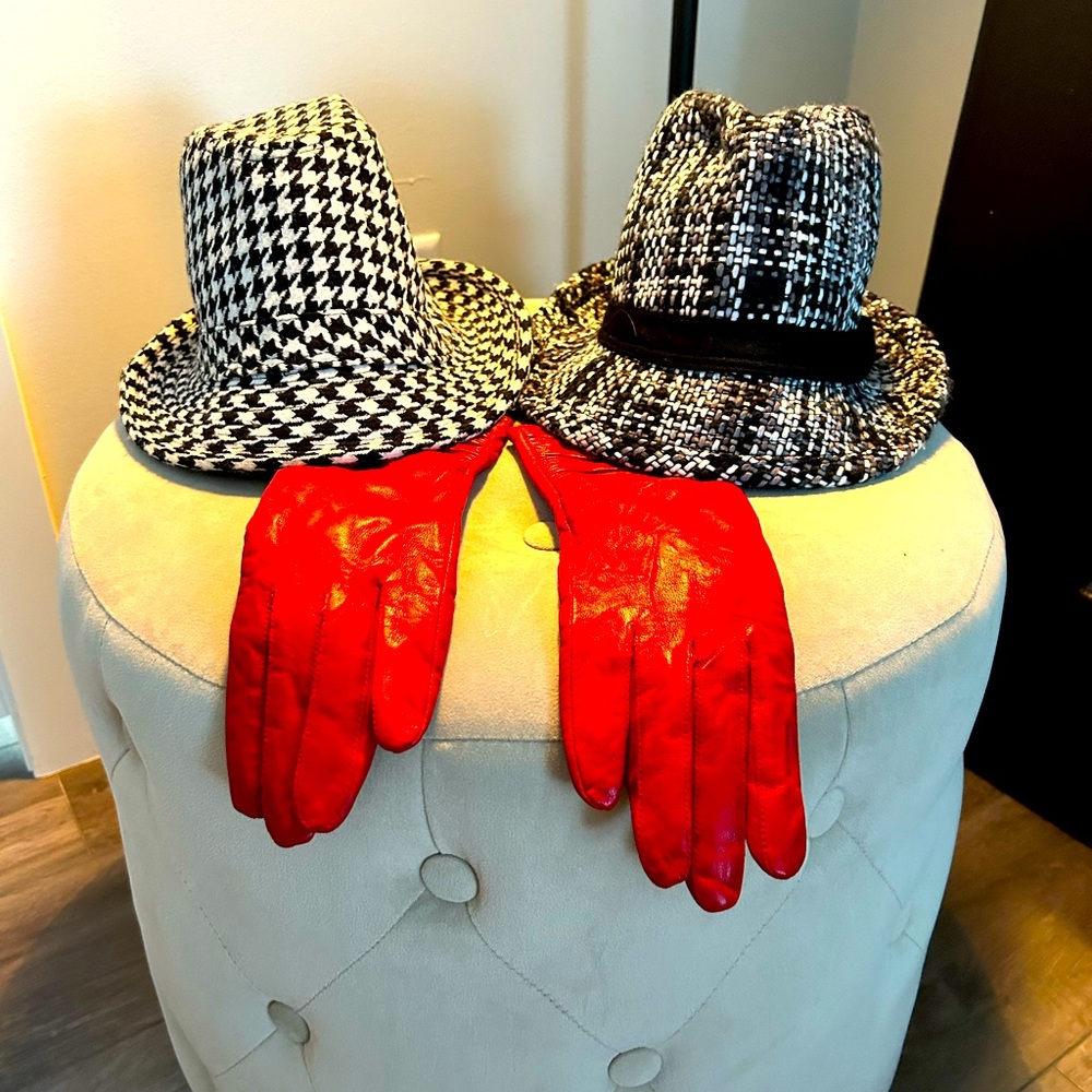 2 wool hats and genuine red leather gloves package.